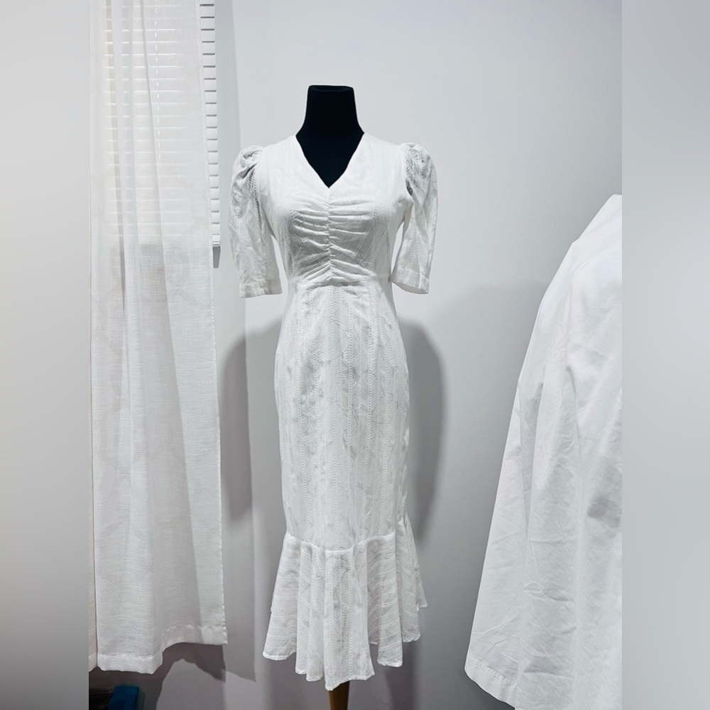 White embossed | eyelet dress